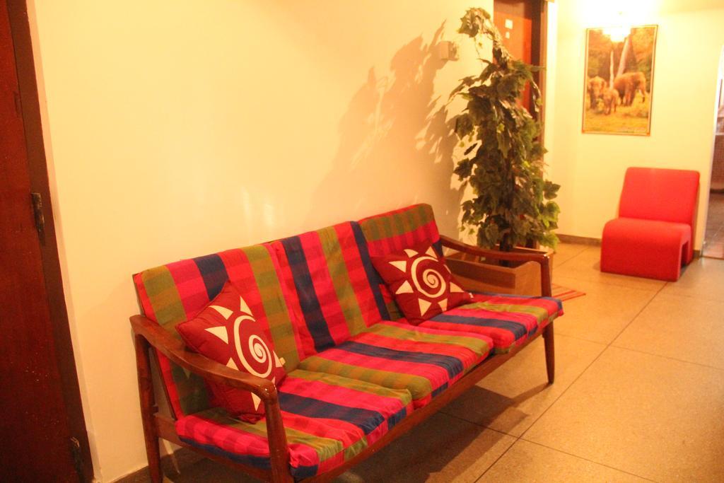 The City Hideout Rajagiriya Extérieur photo